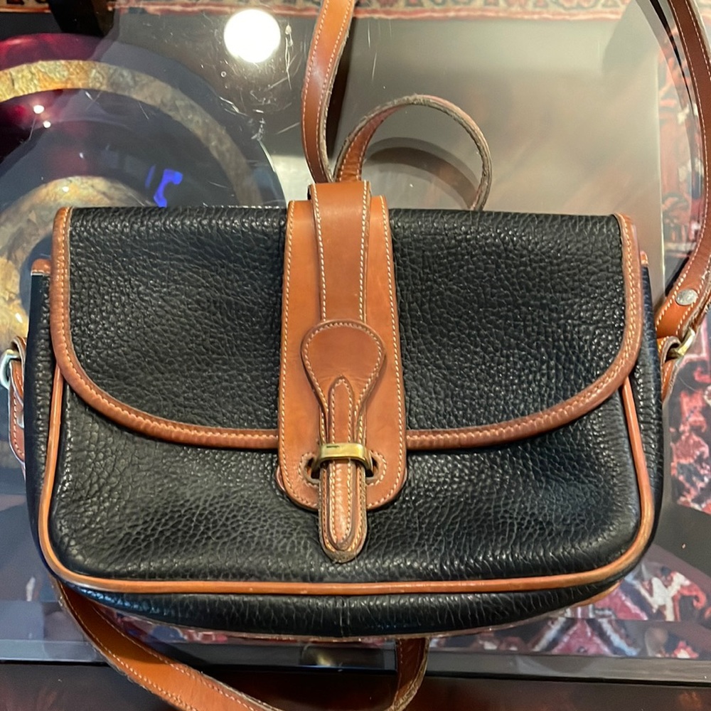 Dooney & Bourke shoulder bag